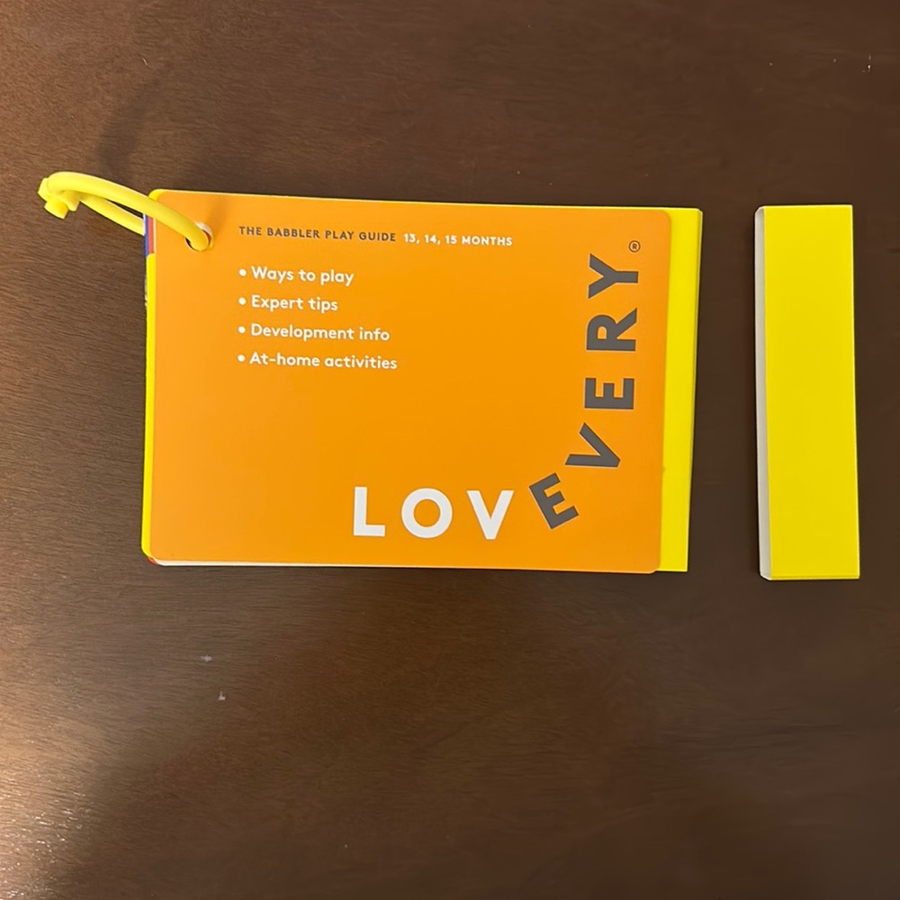 Lovevery - The Babbler Play Guide 13, 14, 15 Months